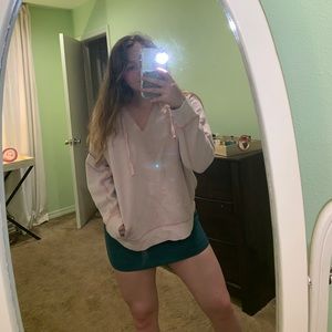 Super cute sweater/hoodie